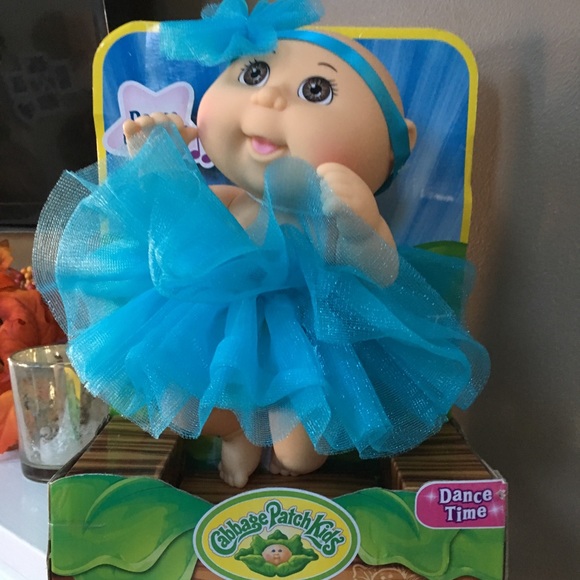 dancing cabbage patch doll
